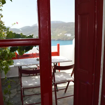 The Red-fish House * Astypálaia