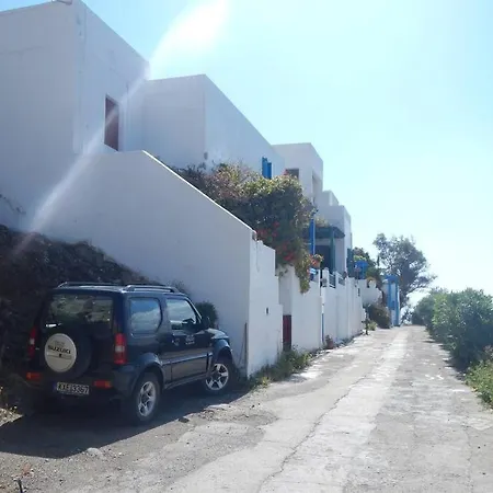 The Red-fish House Daire *