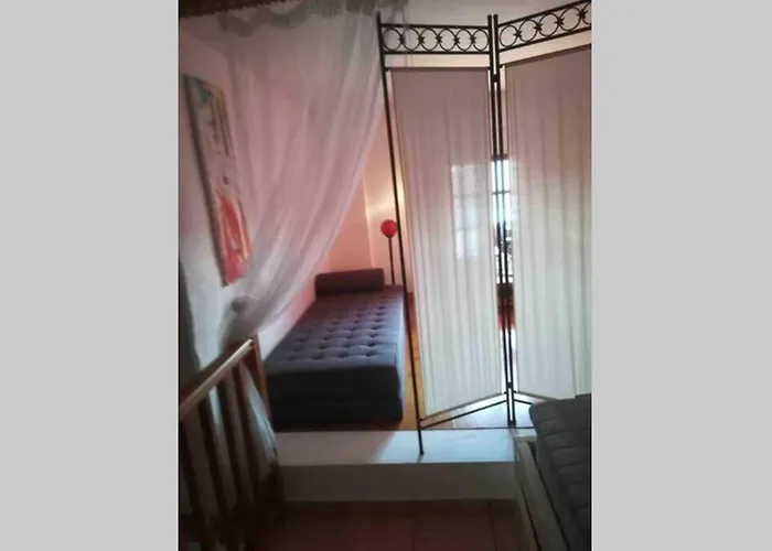 The Red-fish House شقة