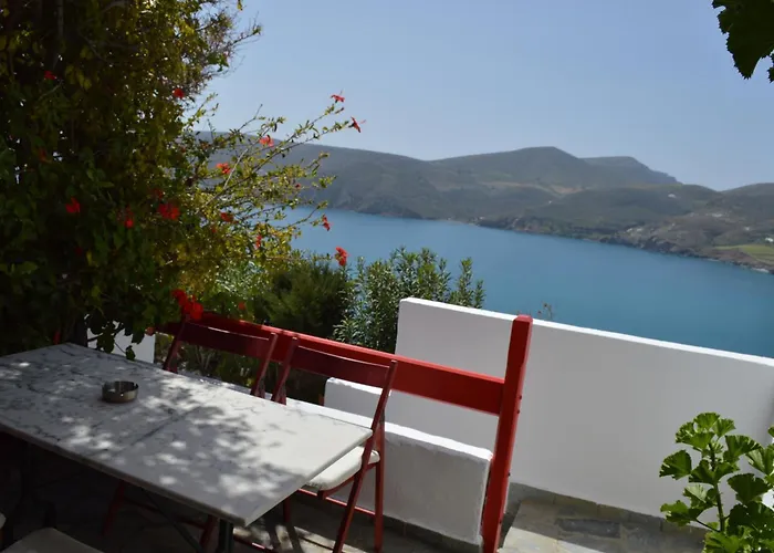 The Red-fish House شقة